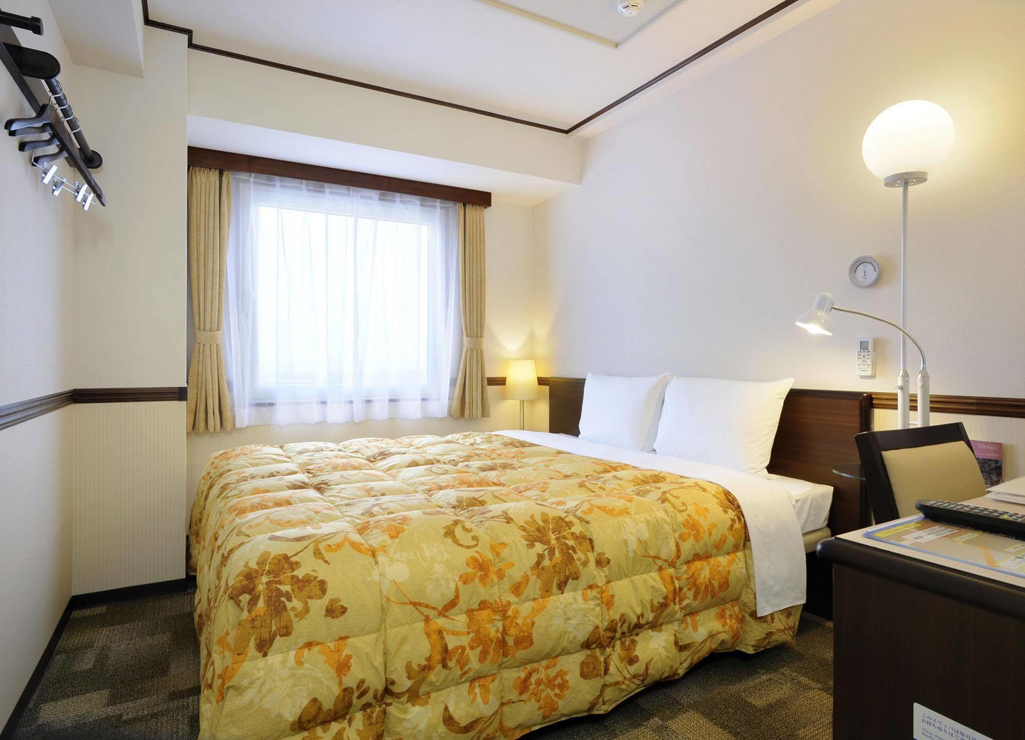Toyoko Inn Oita Nakatsu Ekimae Extérieur photo