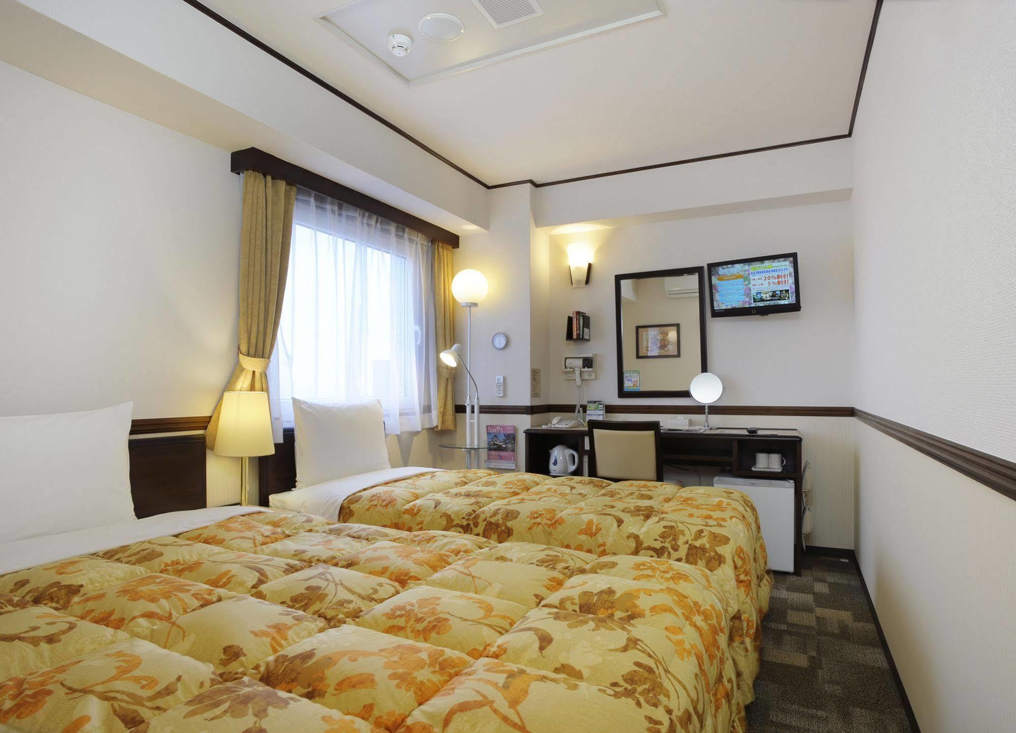 Toyoko Inn Oita Nakatsu Ekimae Extérieur photo